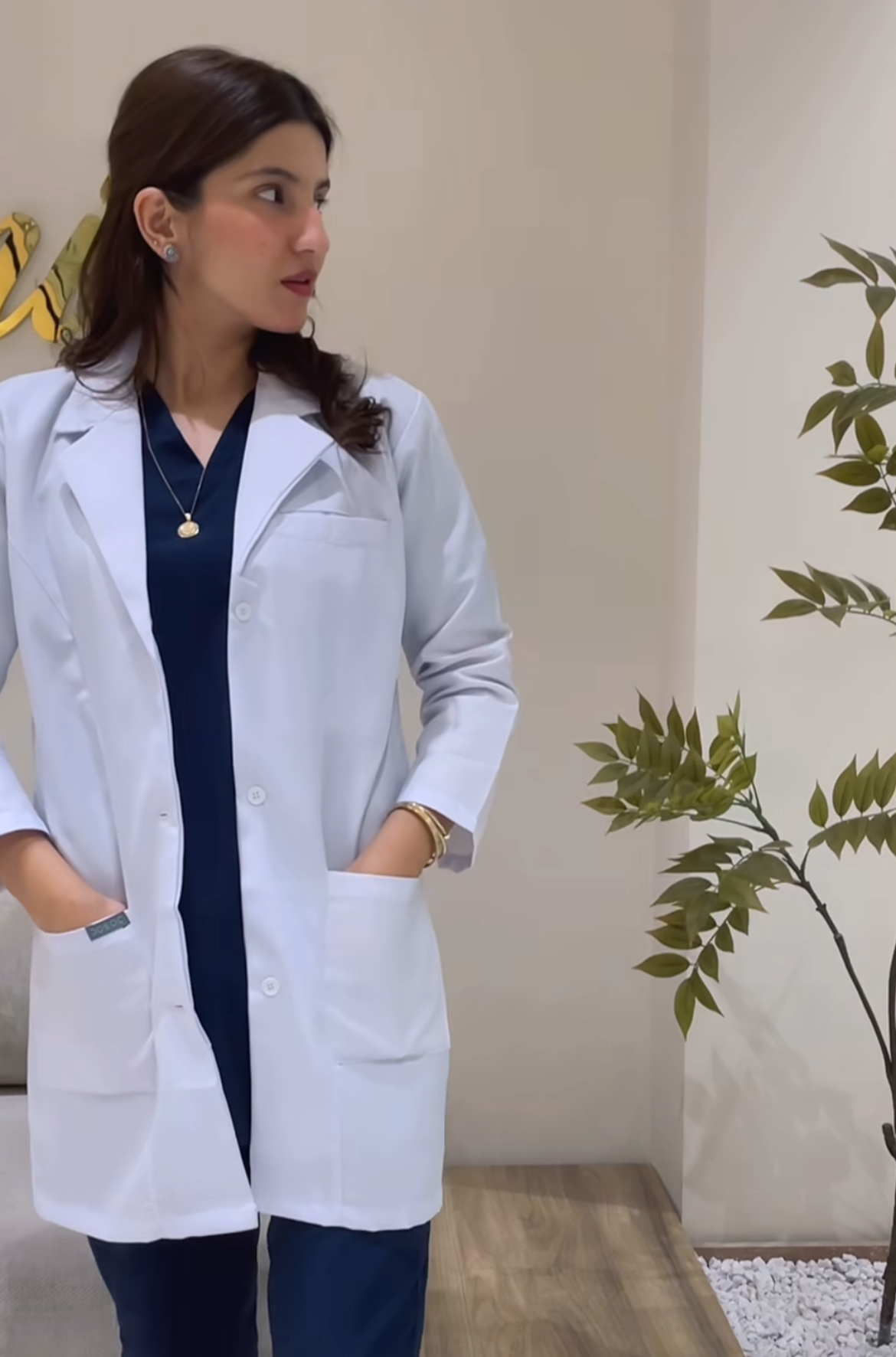 WOMEN LAB COAT - Image 2
